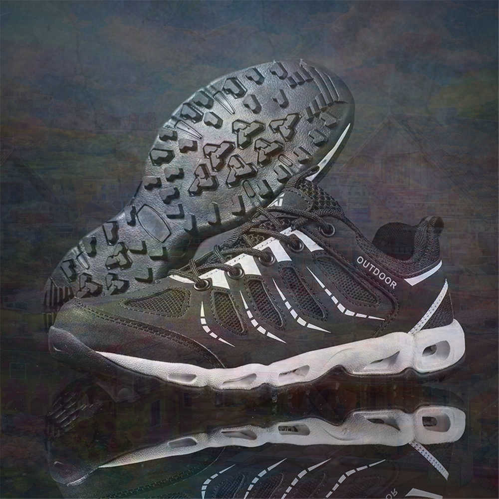 Sumer Round Tip Silver Sneaker - Kawaii Tech Accessories 评论和价格